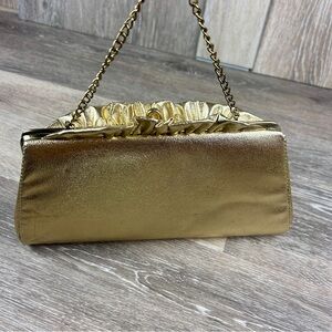 Vintage Gold Metallic Clutch Purse | Leaf 

Detail | Chain Strap | Evening Bag